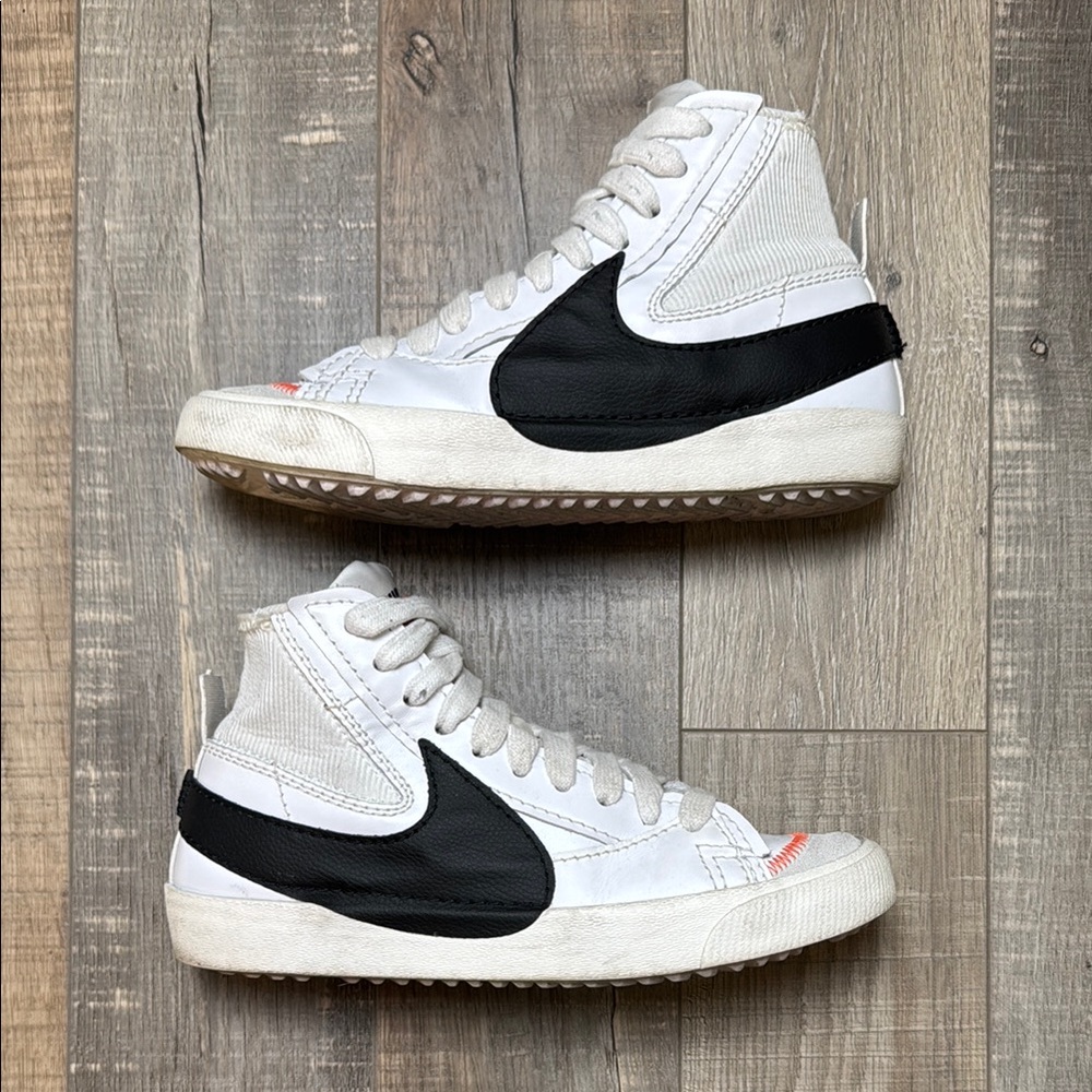 Nike Men’s Jumbo Blazer White and Black High-Top Sneakers